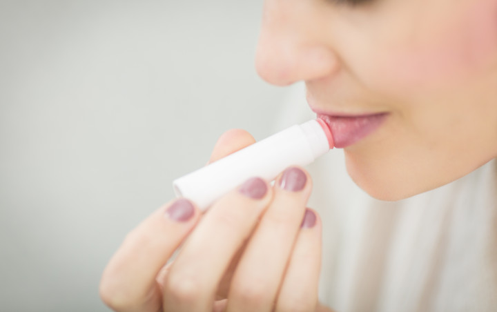 Jangan Sampai Bingung! Berikut 9 Jenis Lip Product Yang Wajib Diketahui Wanita Serta Kegunaannya