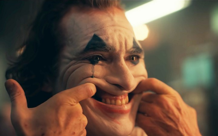 Sutradara Todd Phillips Bagikan Gambar Terbaru dan Pastikan 'Joker' Mendapat Rating Dewasa