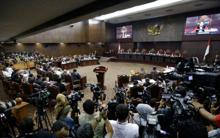 Sidang MK Diwarnai Debat Panas Luhut Vs BW, Singgung Senioritas Hingga Permainkan Nyawa Orang