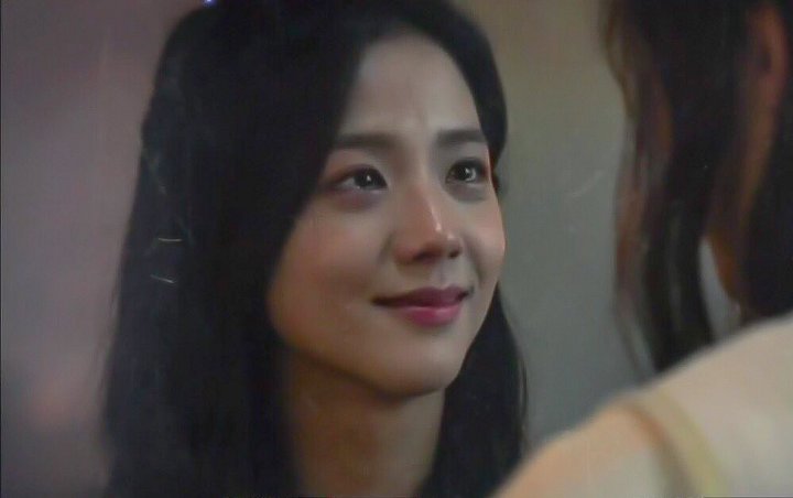 Adegan Jisoo BLACKPINK Peluk Song Joong Ki di 'Arthdal Chronicles' Bikin Internet Heboh