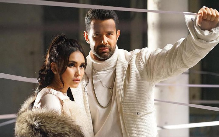 Single 'Apalah Cinta' Ayu Ting Ting dan Keremcem Dikomentari Orang Turki, Seperti Apa?