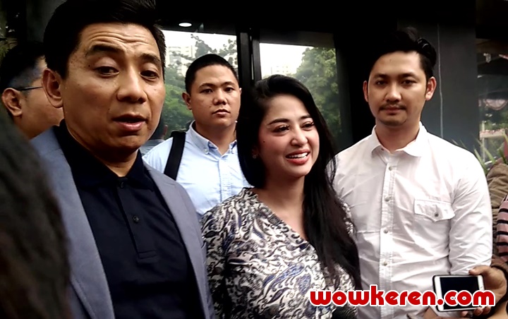 Dewi Persik Datangi Polda Metro Jaya Usai Jadi Tersangka, Ajukan Mediasi ke Rosa Meldianti