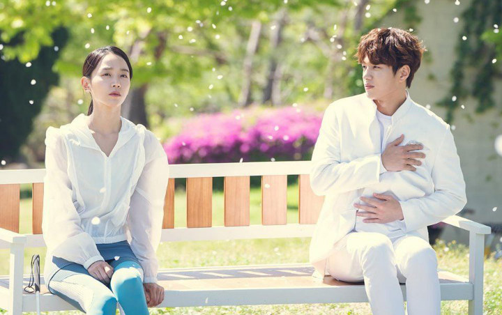 Shin Hye Sun dan L Infinite Super Akrab Saat Syuting Adegan Mesra di 'Angel's Last Mission: Love'