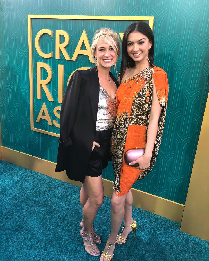Pose Bareng Istri Sutradara Film 'Crazy Rich Asians' Saat Gala Premiere