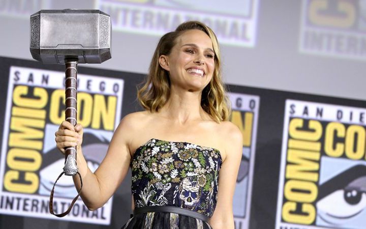 Natalie Portman Bakal Jadi Female Thor di 'Thor: Love and Thunder'