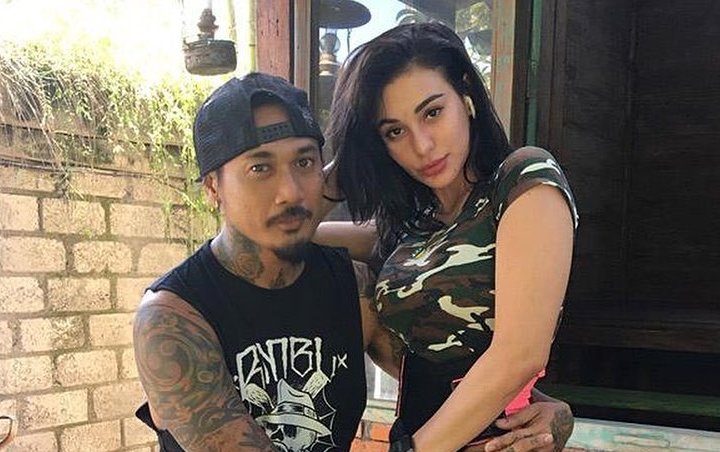 Calon Istri Jerinx SID Jalani Prosesi Potong Gigi di Bali, Nora Alexandra Tanggapi Tudingan Murtad
