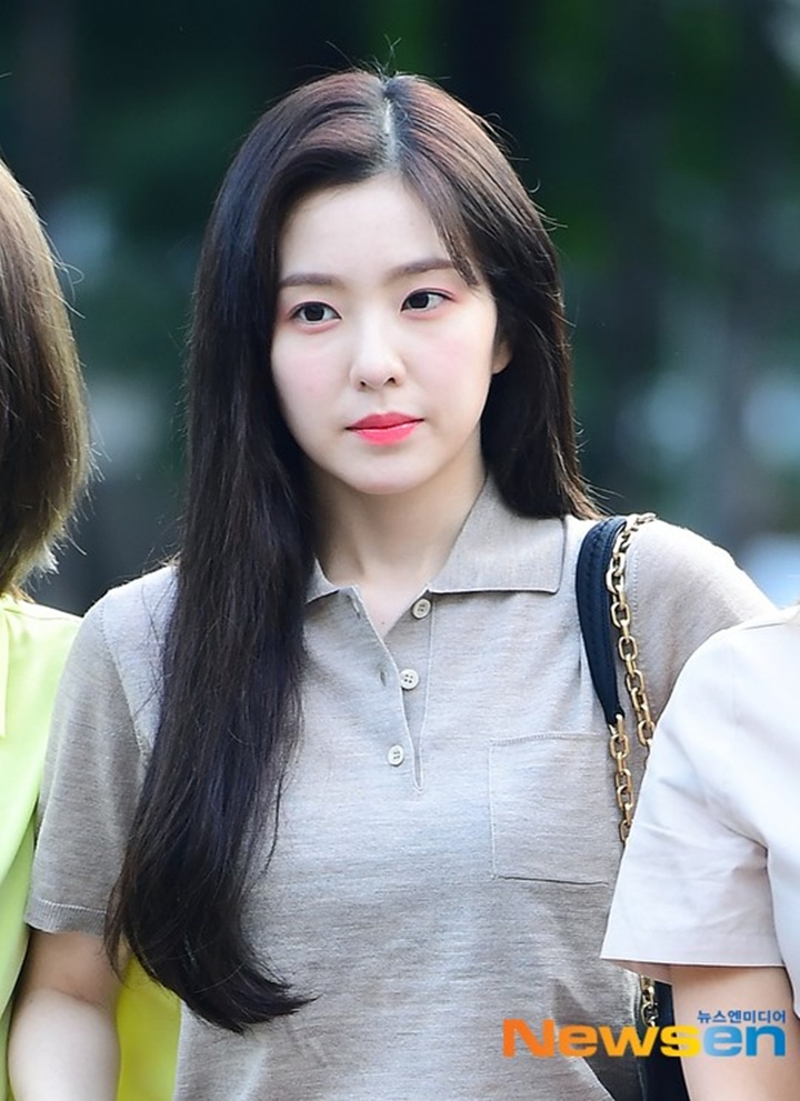 Irene Red Velvet Pagi-Pagi Sudah Cantik Bersinar, Foto Close Up Wajah Langsung Viral 1