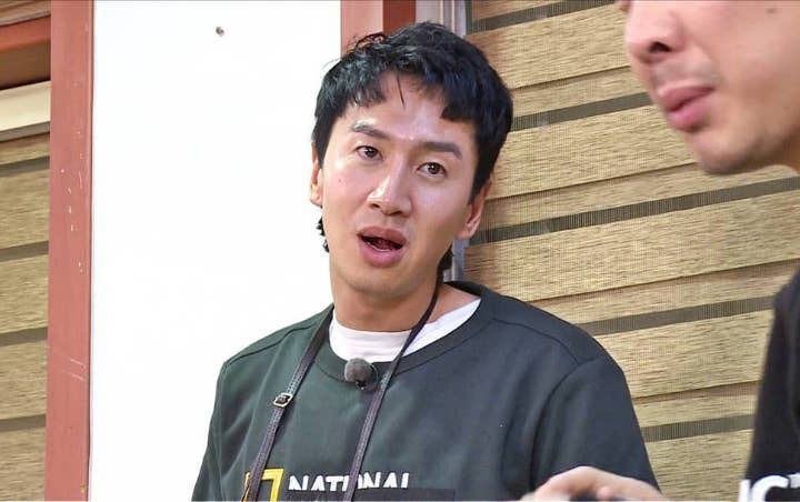 Lee Kwang Soo Jadi Super Tegang Saat Ditanya tentang Pacarnya di 'Running Man'