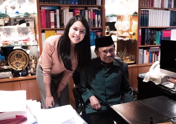 Maudy Ayunda
