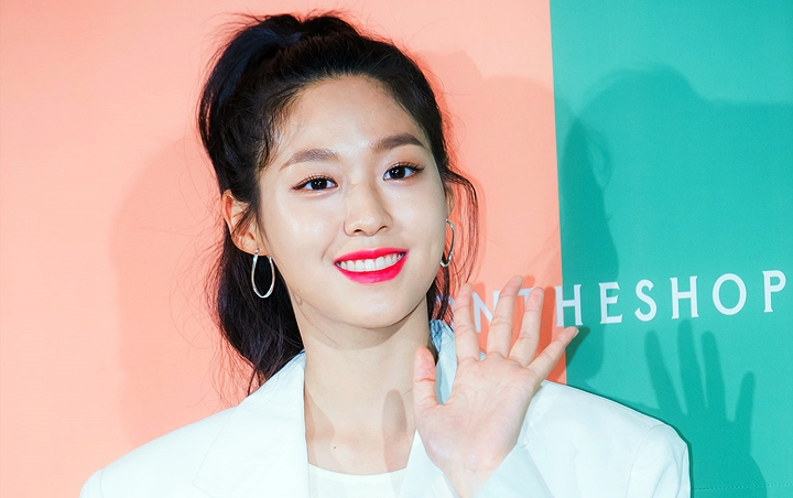 Seolhyun AOA Foto Cantik di Lokasi 'My Country', Fans Langsung Berlagak Jadi Pacar