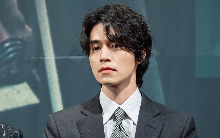 Dandanan Norak Lee Dong Wook di Pemotretan Baru Bikin Syok Berat