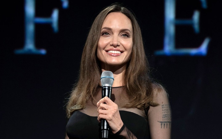 Tampilan Perdana Angelina Jolie Sebagai Thena di 'The Eternals' Terungkap, Cantik Luar Biasa