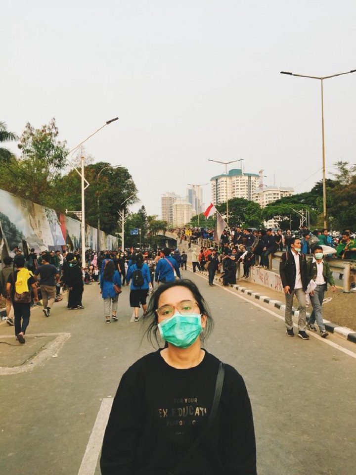 Foto Rachel Amanda Ikut Demo
