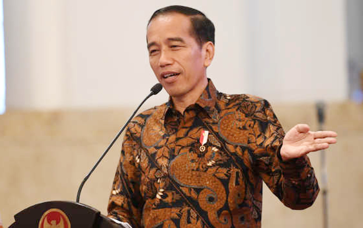 Jokowi Teken Perpres Wajibkan Bahasa Indonesia di Forum Internasional