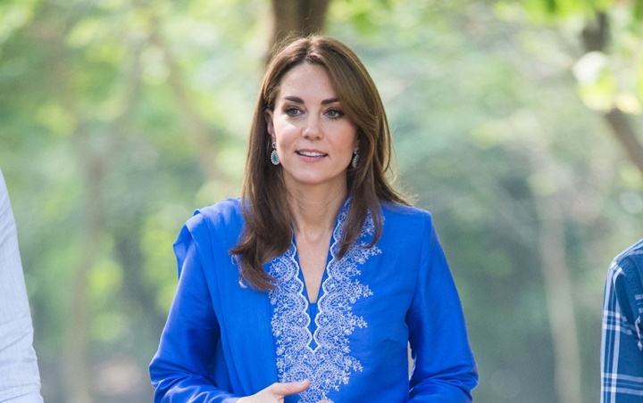 Kate Middleton Pakai Barang Diskonan Murah Meriah Ini Saat Kunjungi Pakistan, Langsung Ludes Terjual