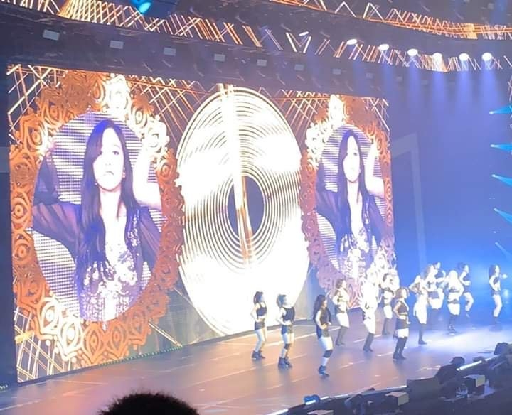 Chaeyoung Absen Konser Twice Jepang Karena Masalah Kesehatan, Mina Kejutkan Fans Mendadak Muncul