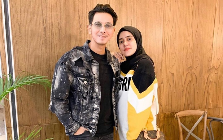 Fairuz A. Rafiq Paksa Sonny Septian 'Adegan Panas' Di Tempat Umum Tuai Respons Begini