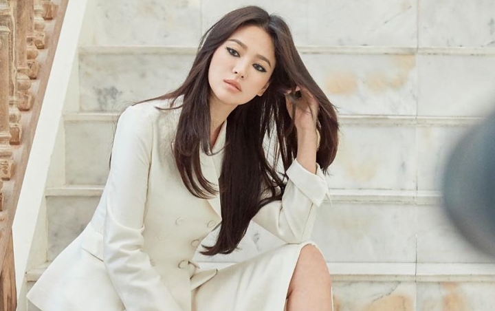 Song Hye Kyo Tebar Foto Pemotretan Cantik, Gaya Rambut Beda Jadi Sorotan