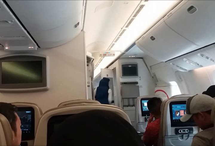 Hindari Duduk Bagian Depan Jika Ingin Suasana Tenang