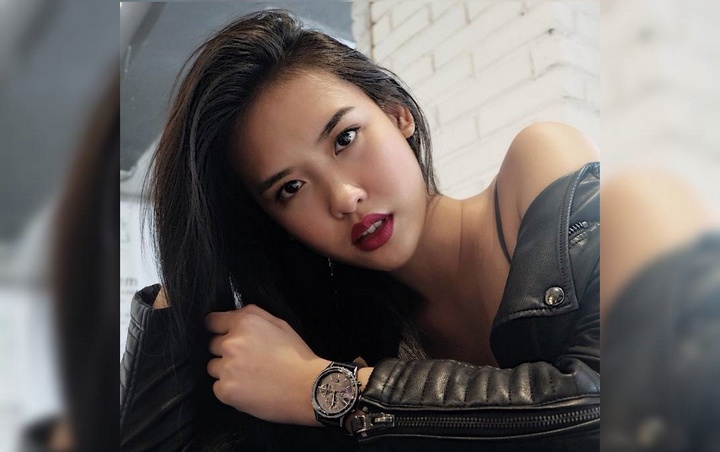 Model Seksi Clara Tan Sindir Pedas Putri Ramli 'Selir' Dirut Garuda?