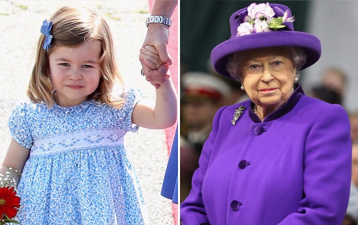 Sikap Putri Charlotte pada Ratu Elizabeth di Kebaktian Natal Jadi Sorotan