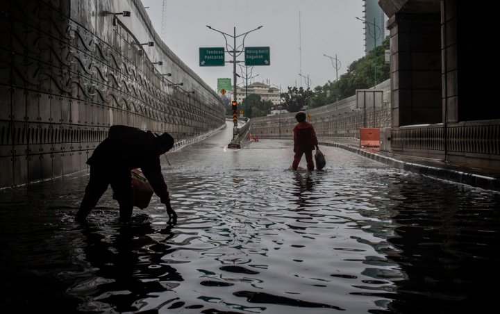 Ahok 'Terseret' Banjir Jakarta 2020 Hingga Jadi Trending Topic 