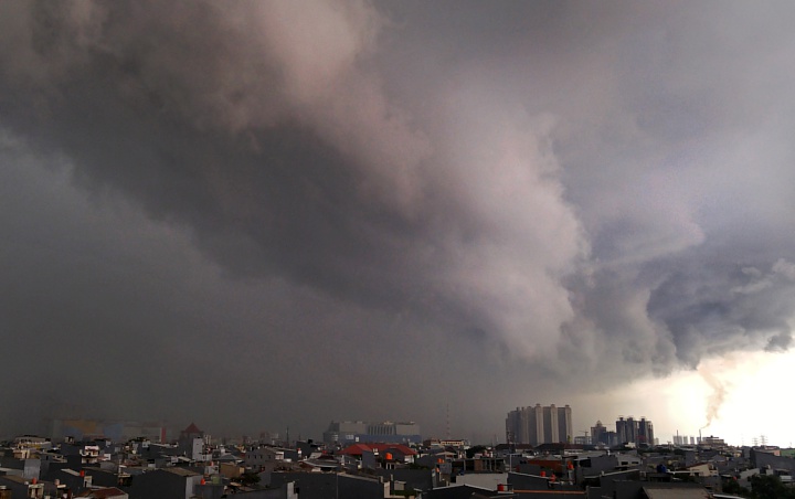Imbas Perubahan Iklim, BMKG Sebut Siklus Hujan Ekstrem Indonesia Makin Cepat Tiap 5 Tahun