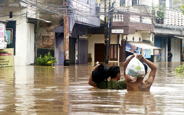 Ratusan Warga Korban Banjir Ngaku Rugi Puluhan Miliar Hingga Gugat Gubernur DKI Anies