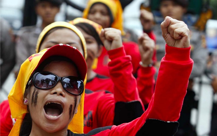 Jelang Demo 'Emak-Emak' Jakarta, 2 Tagar Ini Rebutan Jadi Trending Topic