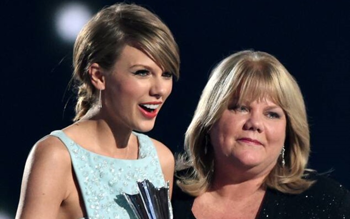 Taylor Swift Ungkap Sang Ibu Didiagnosa Idap Tumor Otak