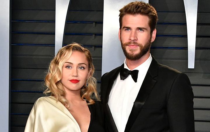 Miley Cyrus dan Liam Hemsworth Resmi Cerai