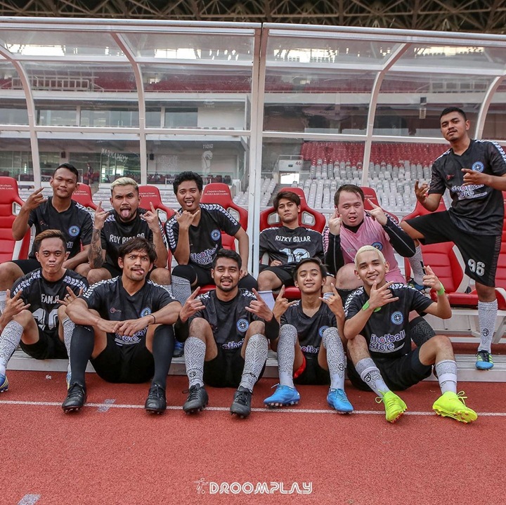 Gemar Bergaul, Bowo Alpenliebe Sering Main Sepakbola Bareng Artis