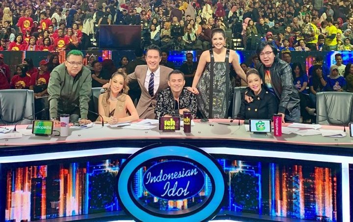 Keluarga ‘Indonesian Idol’ Doa Bersama Untuk Ashraf Sinclair Jelang Konferensi Pers Grand Final