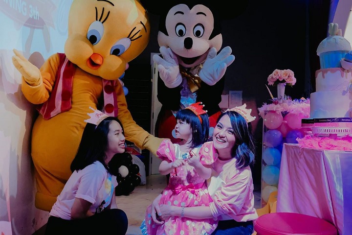 Kedekatan Jasmine dan Abigail