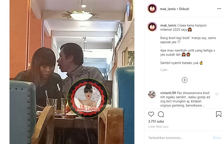 Kiwil Bisik-bisik Mesra dengan Seorang Wanita, Wajah Mirip Jadi Sorotan