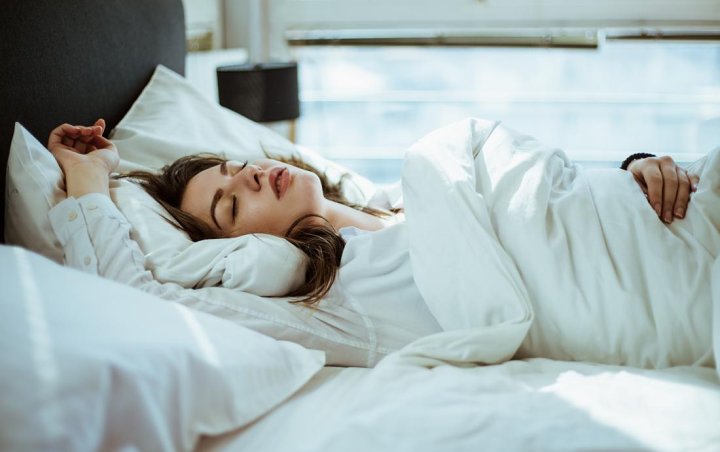 Jangan Dibiasakan, 7 Dampak Buruk Ini Bisa Kamu Dapatkan Jika Sering Tidur dalam Kondisi Lapar