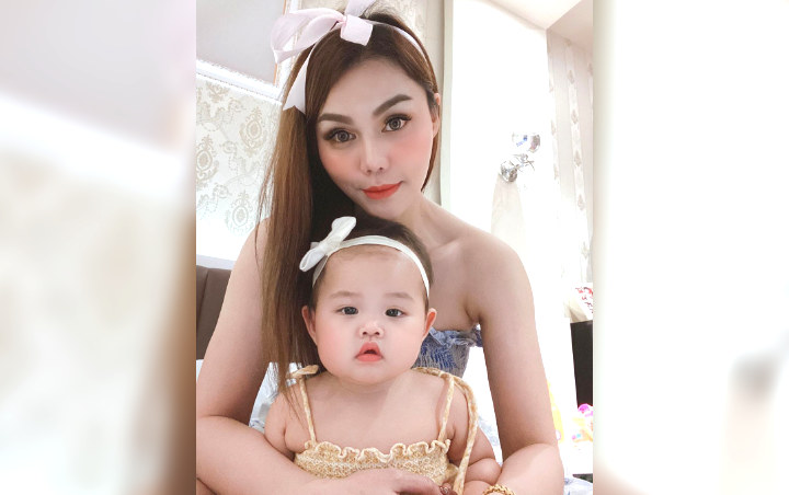 DJ Katty Butterfly Tangisi Isu Cerai, Foto Putri Cantik Bak Boneka China Bikin Terharu
