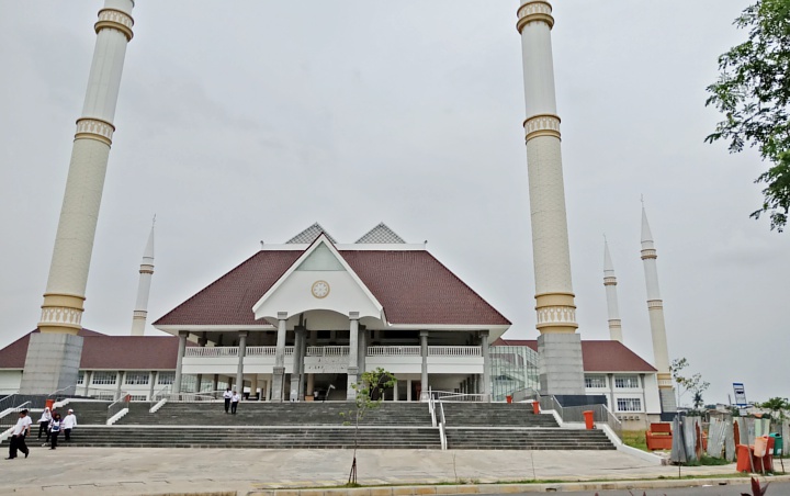  Tiga Orang Positif Corona, Ini Kondisi Ratusan Jemaah Yang Dikarantina di Masjid Jakarta