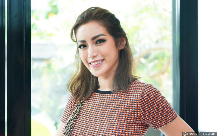 Jessica Iskandar Akui Takut Usai Tiga Warga di Dekat Rumahnya Positif Covid-19