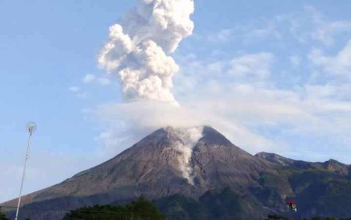 Viral Foto Awan Panas Gunung Merapi Berbentuk Tokoh Wayang Semar Dikaitkan dengan Covid-19