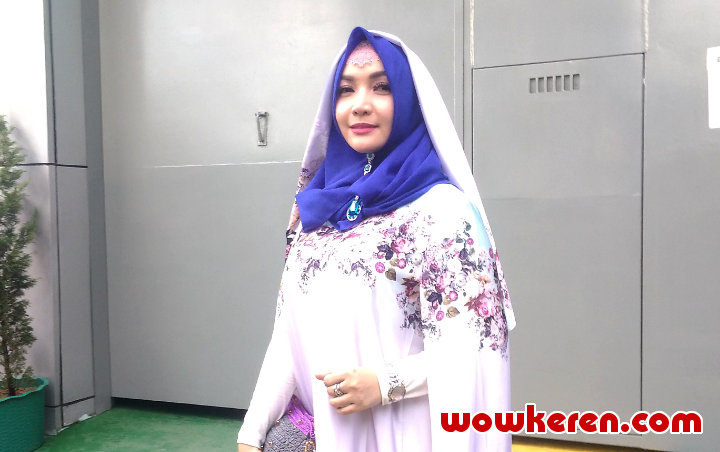 Roro Fitria Berhijab Dan Ingin Hijrah Usai Resmi Bebas Dari Penjara