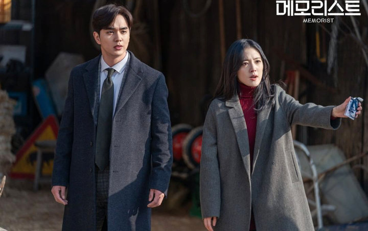 Yoo Seung Ho dan Lee Se Young Ungkap Adegan Paling Berkesan dan Beri Spoiler Paruh Kedua 'Memorist'