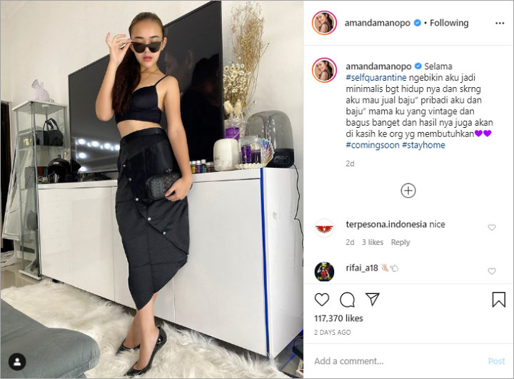 Amanda Manopo Tampil Seksi Saat Jual Baju Bekas, Netizen Malah Fokus Ke Jidat