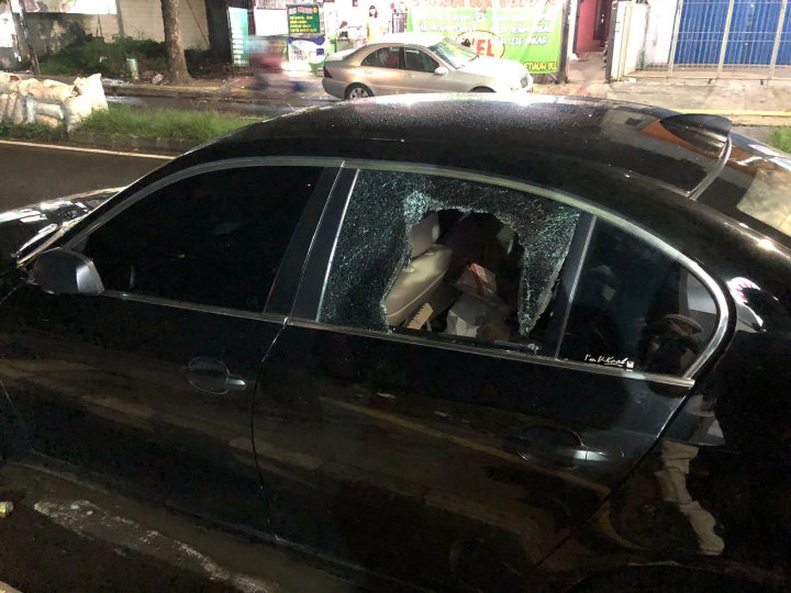 Kaca Mobil Dipecah Orang Tak Dikenal, dr Tirta: Jangan Kaitkan dengan Teori Konspirasi