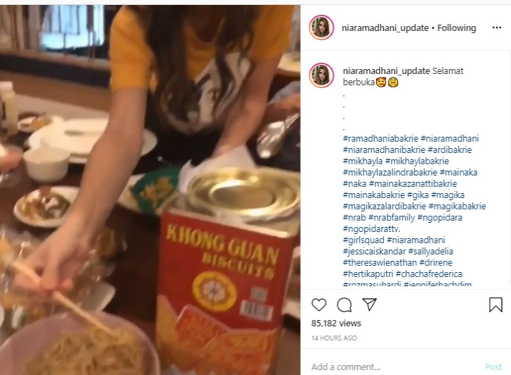 Nia Ramadhani Buka Puasa Bareng Keluarga, Kaleng Biskuit Khong Guan Jadi Sorotan