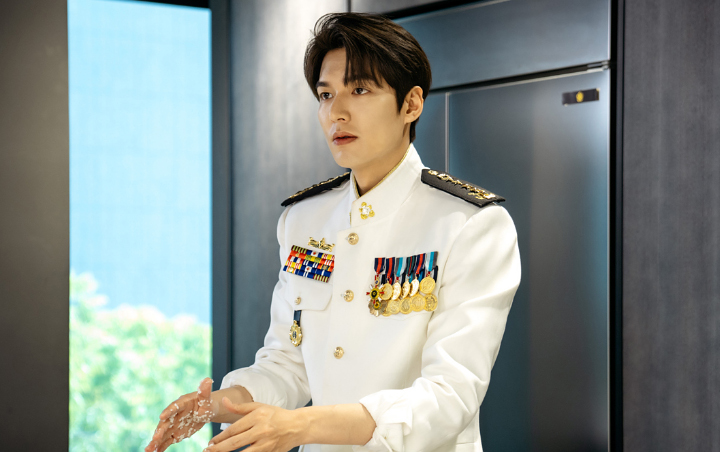 Karisma Lee Min Ho Dibocorkan Bakal Makin Meledak di Episode Terbaru 'The King: Eternal Monarch'