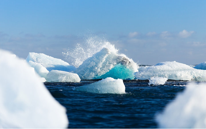 Salju Antartika Berubah Secara 'Ajaib' Jadi Hijau, Ada Apa?