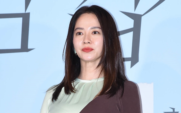 Song Ji Hyo Melongo Diselamatkan 4 Koboi Keren di Teaser 'Did We Love?'