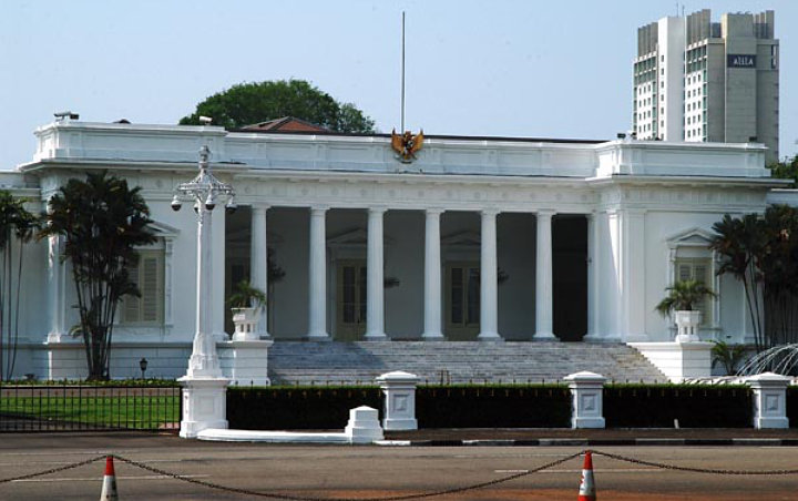 Geger Panitia Diskusi 'Pemecatan Presiden' di UGM Diteror, Istana Beri Respons Begini