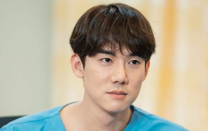 Bangga Bisa Gabung, Yoo Yeon Seok Beber Reaksi Orang di Sekitarnya Usai Saksikan 'Hospital Playlist'
